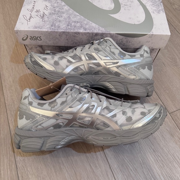 Gel-Cumulus 16 SSCB Asics x Cecilie Bahnsen - Picture 1 of 10
